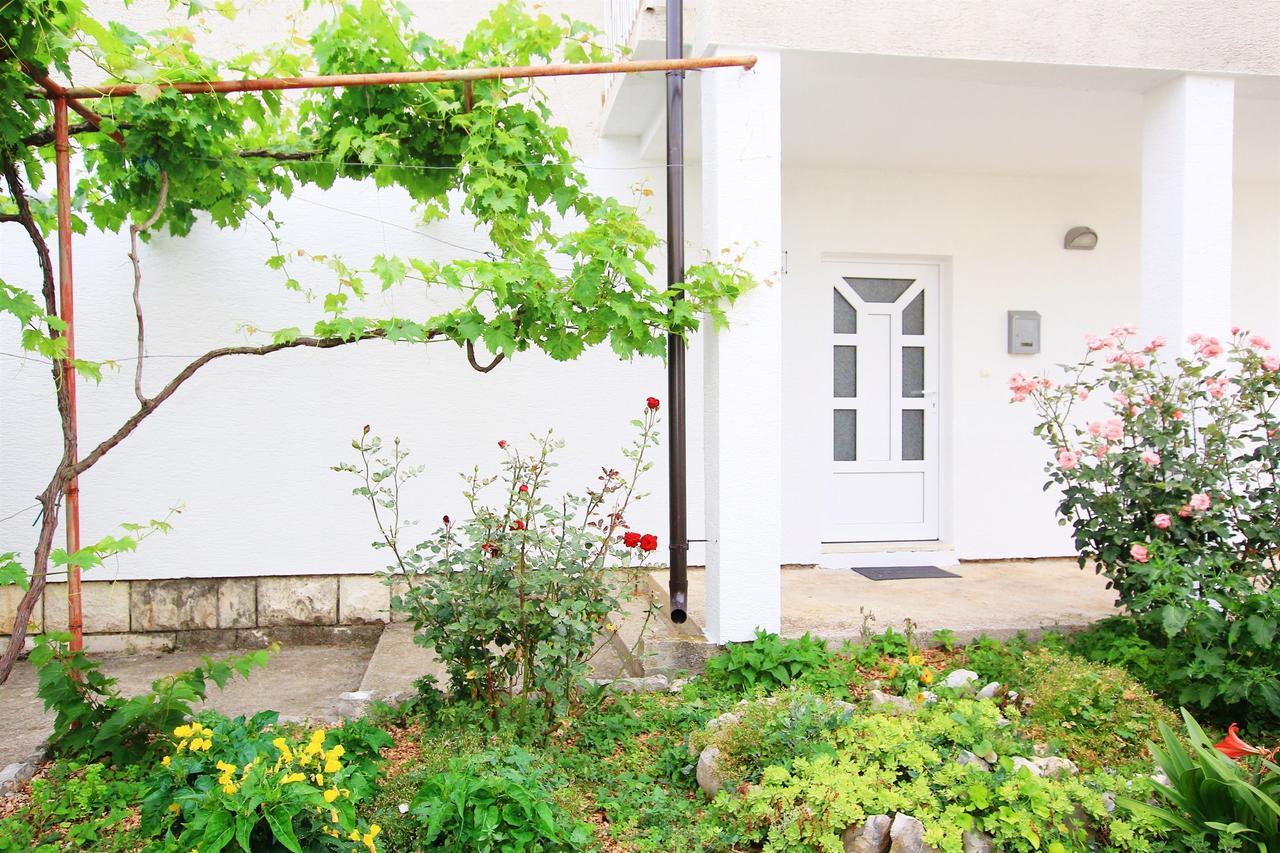 Apartment Anica تروغير المظهر الخارجي الصورة