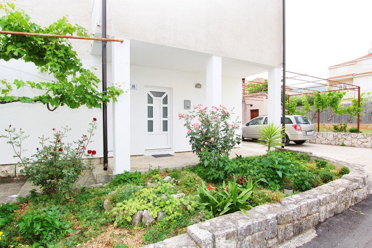 Apartment Anica تروغير المظهر الخارجي الصورة