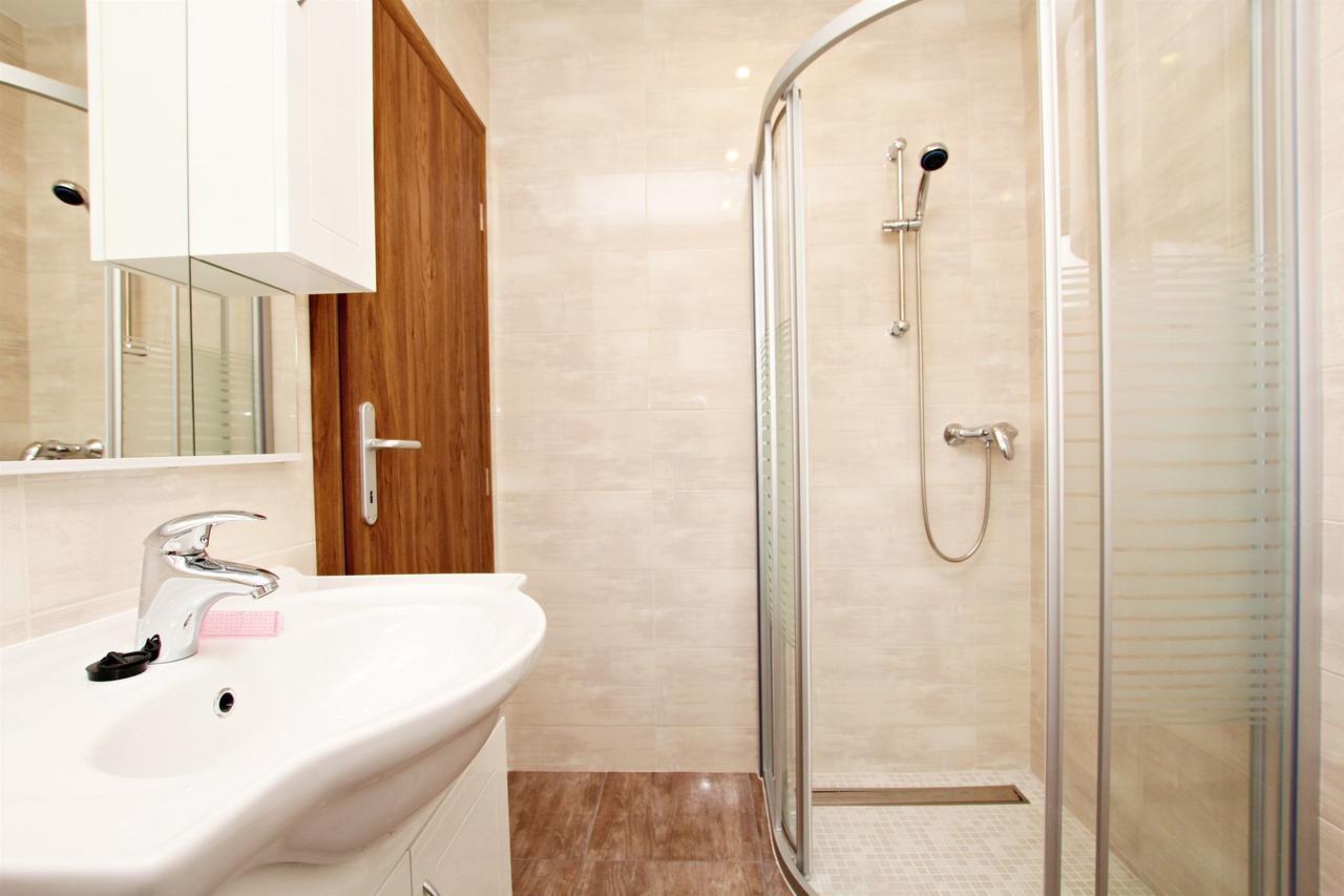 Apartment Anica تروغير المظهر الخارجي الصورة