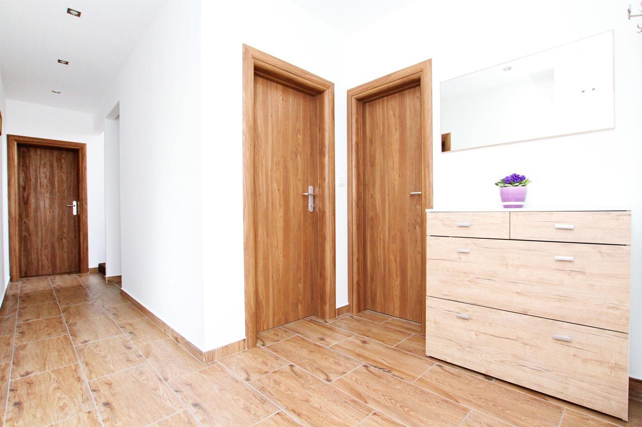 Apartment Anica تروغير المظهر الخارجي الصورة